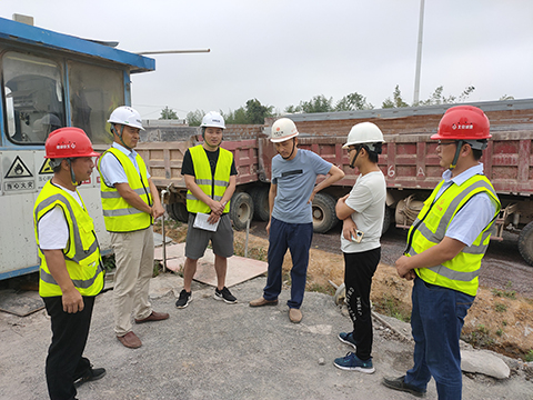 S366合六南03標(biāo)項(xiàng)目部開展國慶節(jié)前安全生產(chǎn)大檢查