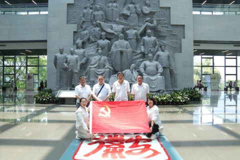 公路工程處黨支部開(kāi)展主題黨日活動(dòng)